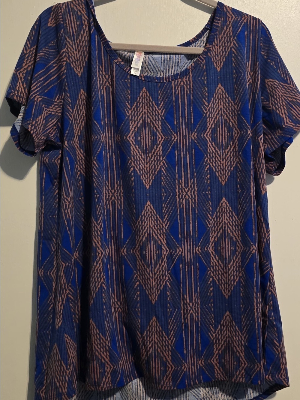 LuLaRoe Blue Short Sleeve Top with Brown Geometric Print